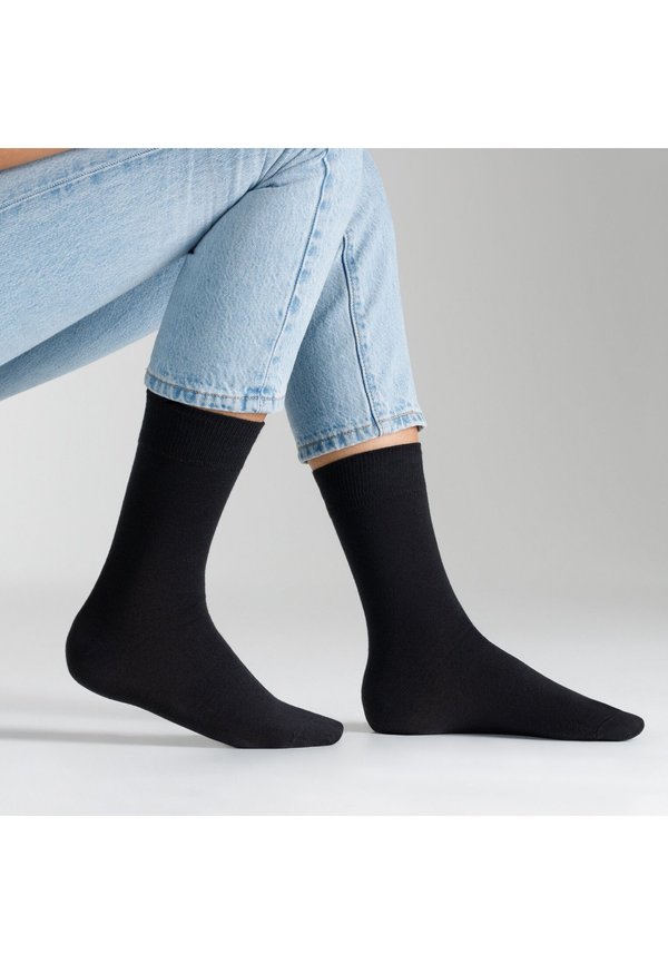 s.Oliver ONLINE UNISEX ESSENTIAL 8P - Socks - black