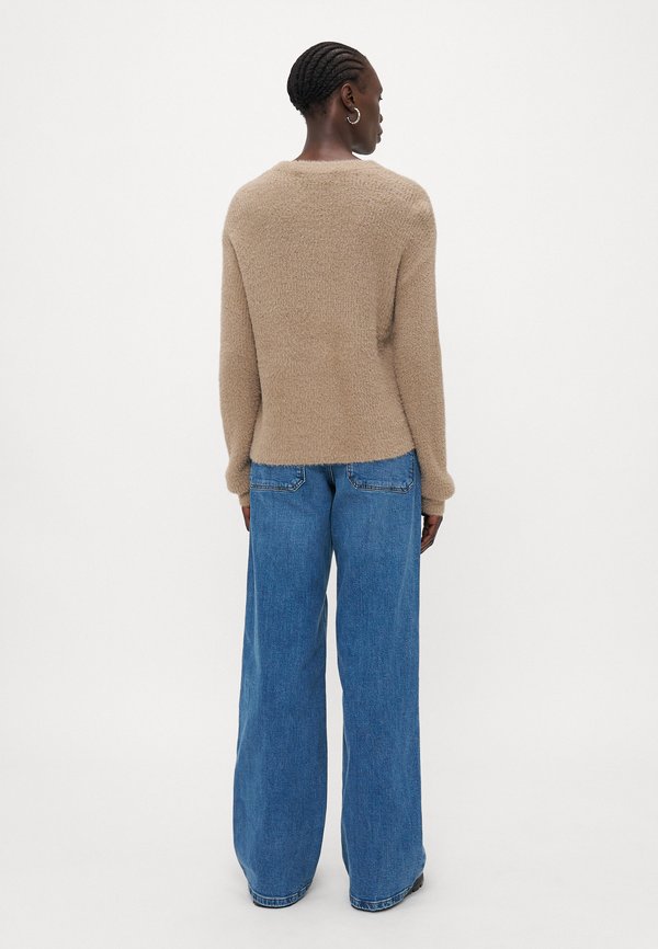 Vero Moda Tall VMPUFF O NECK