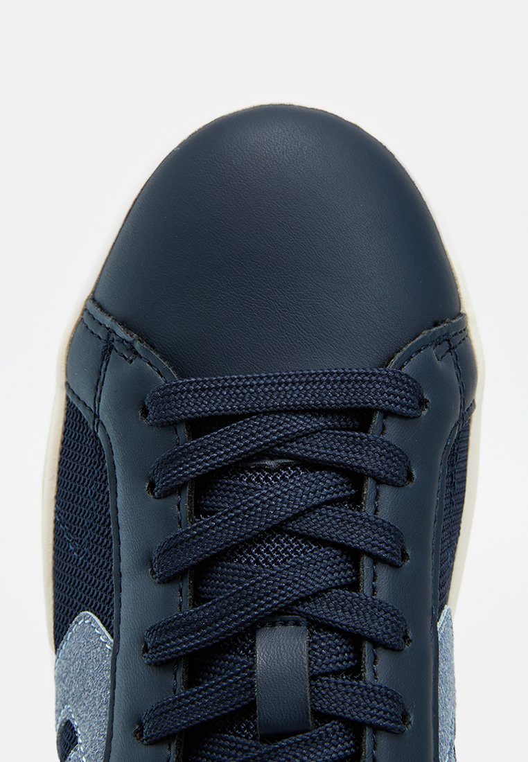 Levi's® SWIFT SR