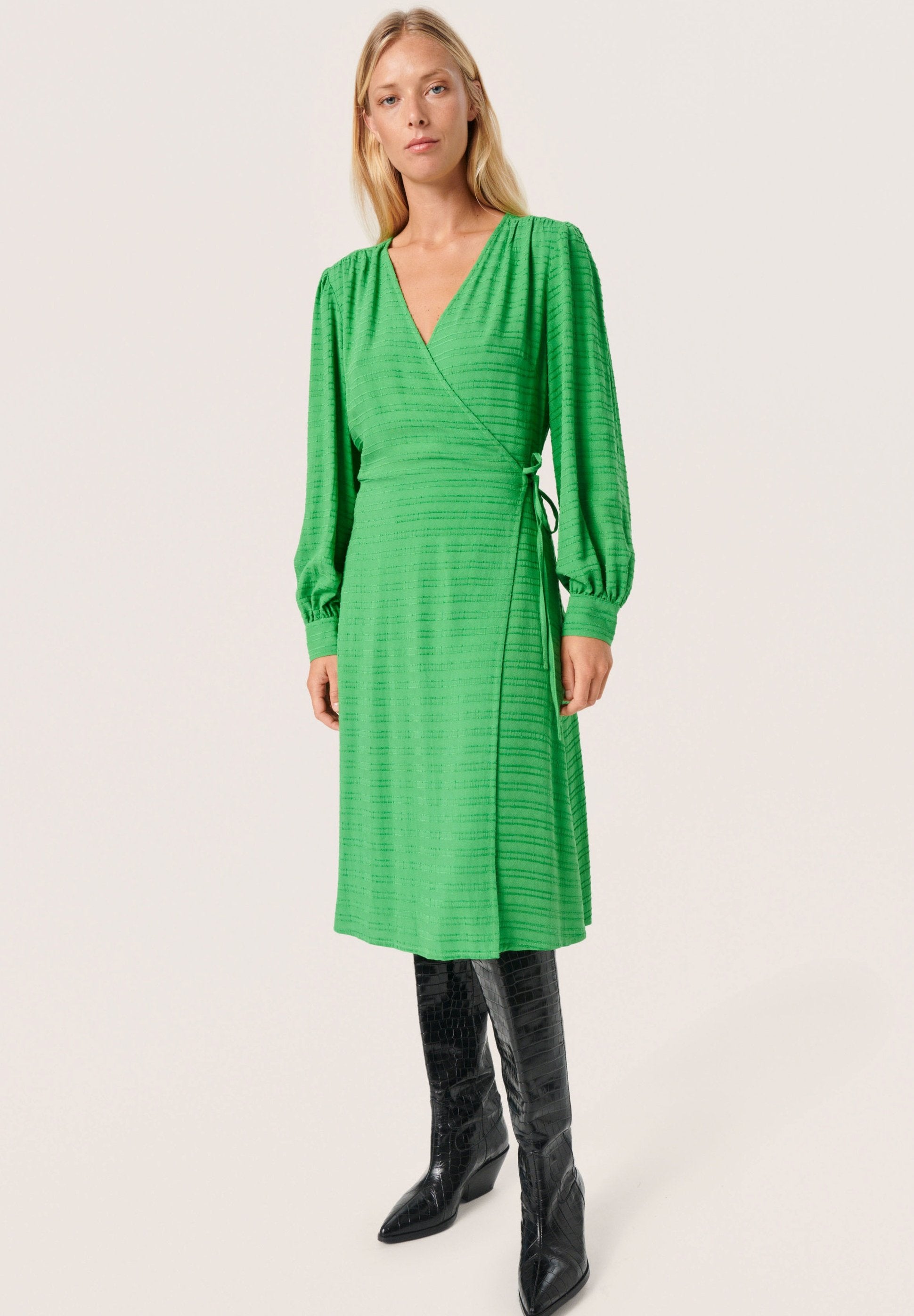 Soaked in Luxury CATINA WRAP