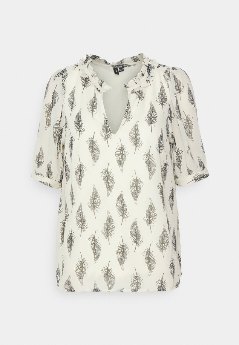 VMSARA NECK TOP WVN BTQ TLL - Vero Moda Tall - View 1