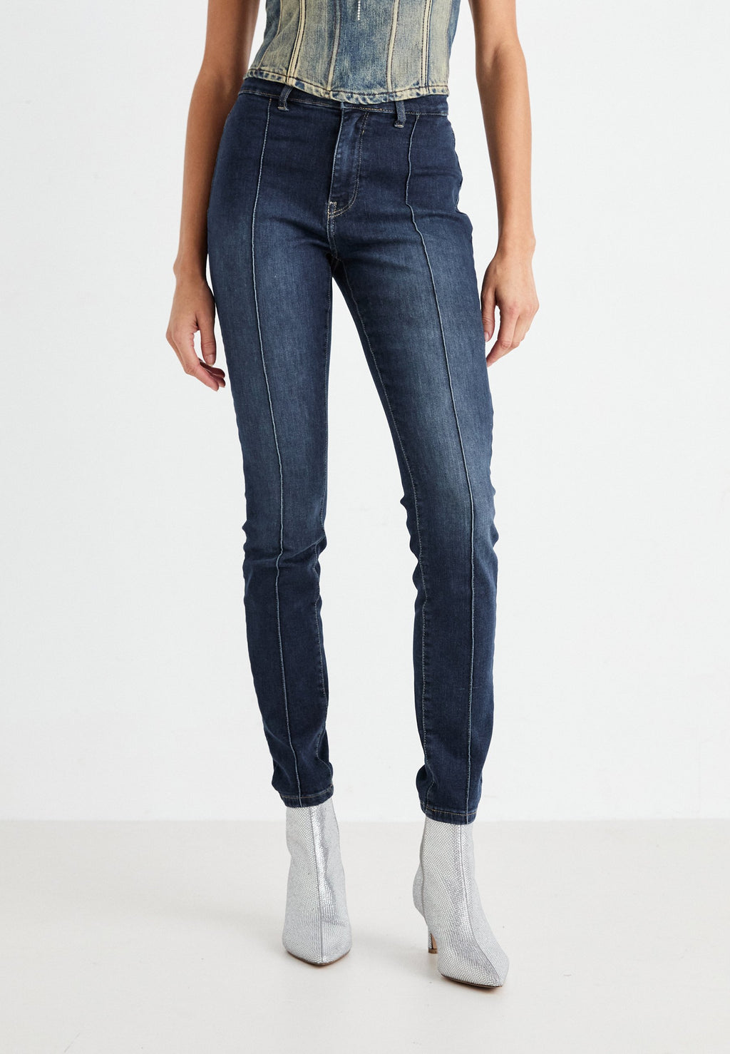 ONLBLUSH MID WAIST PINTUCK Media 3