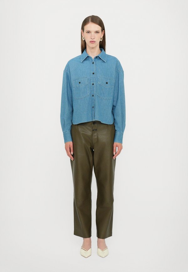 CLOSED CROPPED FRONT OVERSIZED