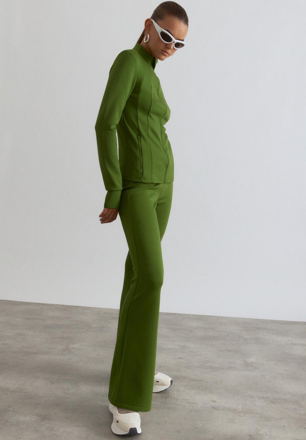 SOMETHINGNEW TIGHT PANTS