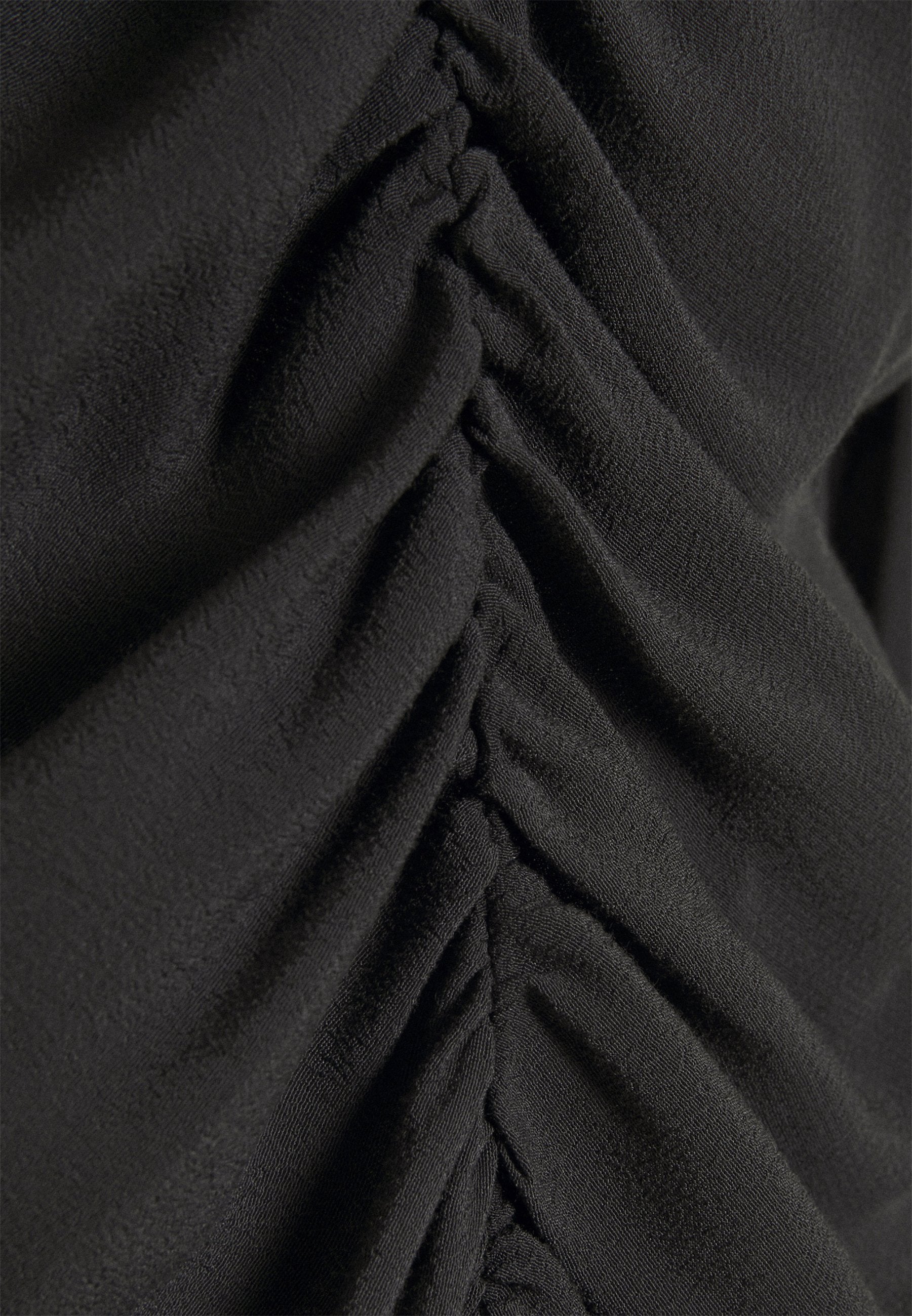 By Malene Birger ANNIKE