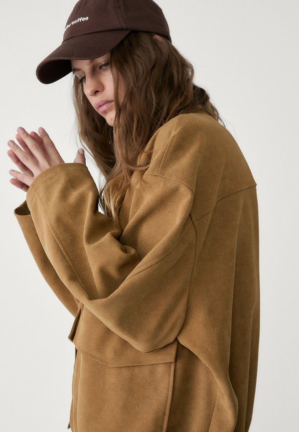 Stradivarius WITH POCKETS