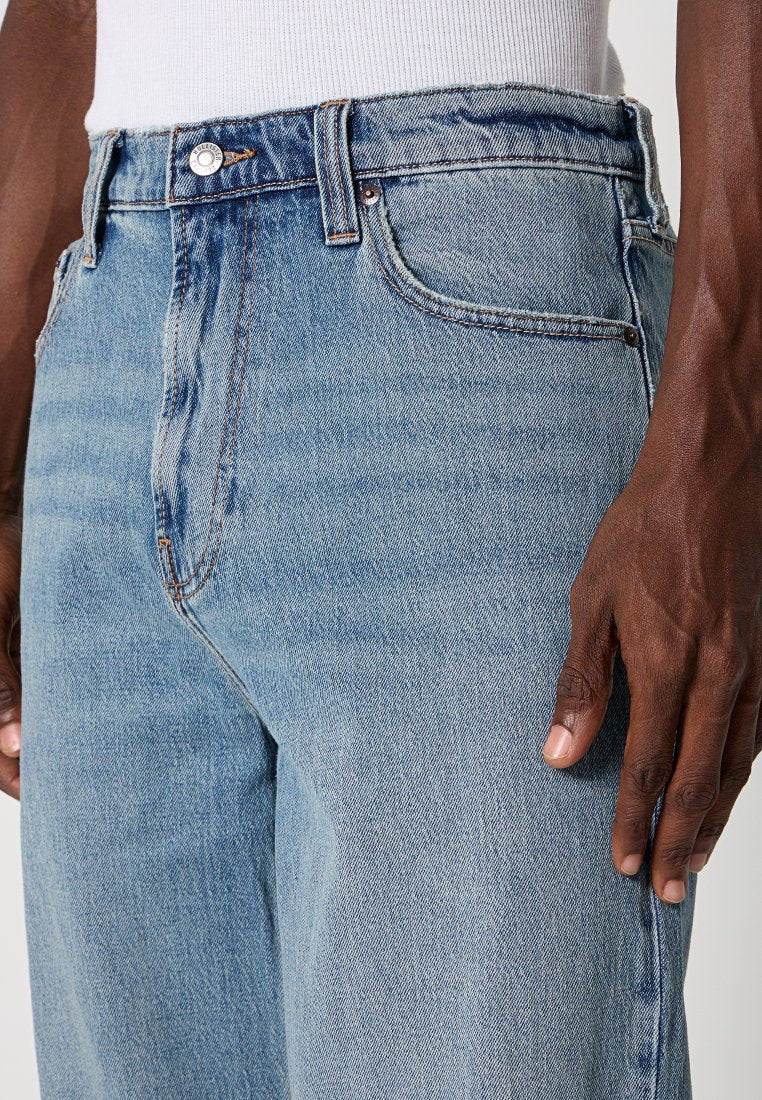 Hollister Co.