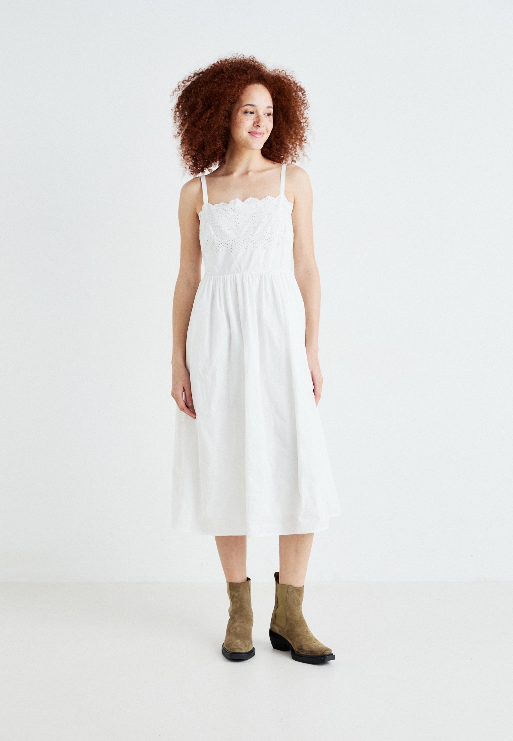 GAP EYELET MIDI DRESS