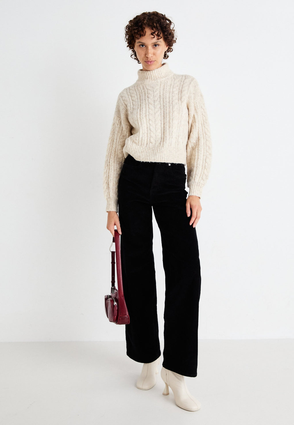 ONLY ONLIDA LIFE HIGH NECK