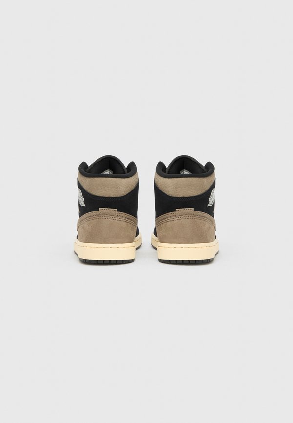 Jordan AIR JORDAN 1 MID SE