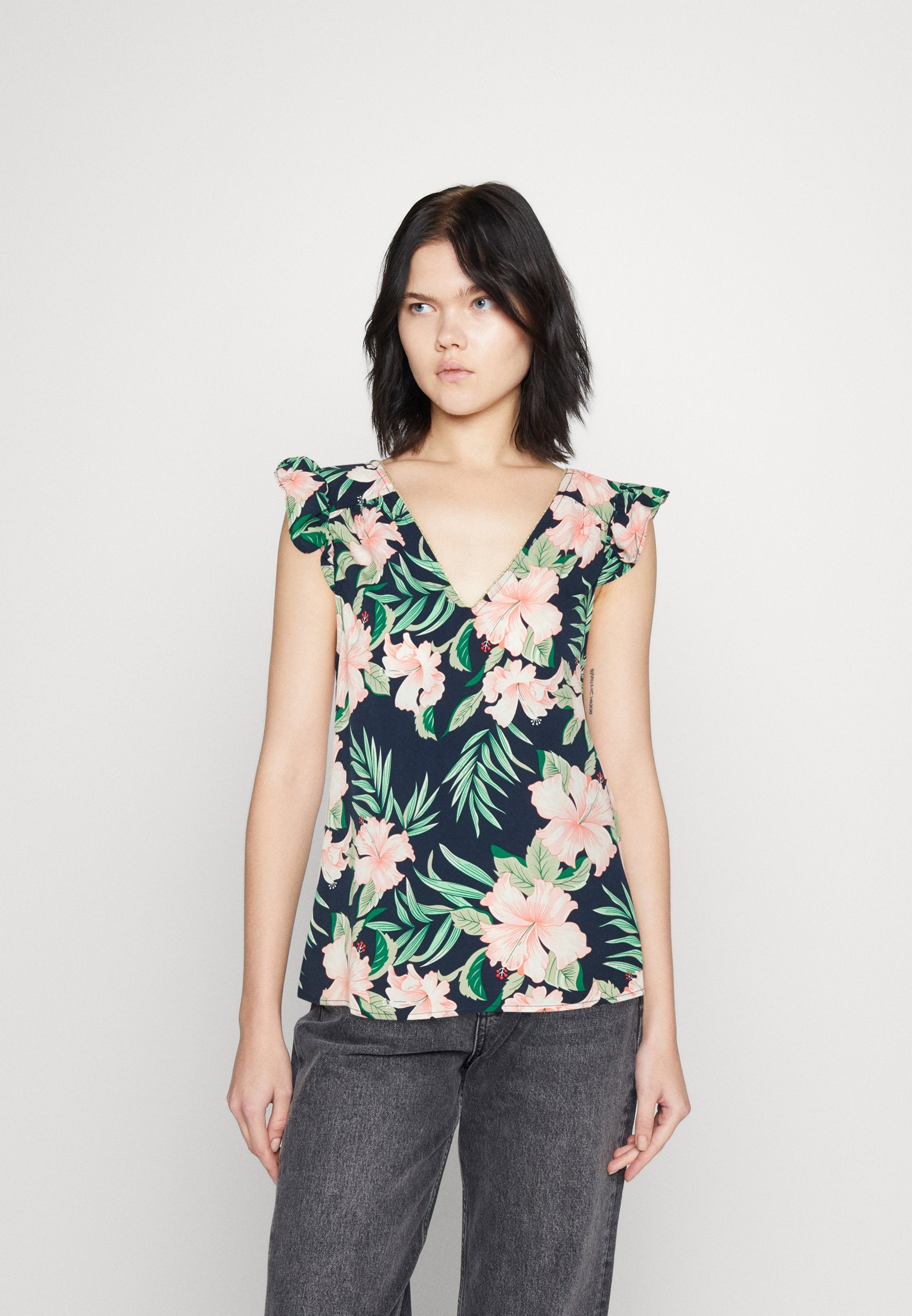 ONLY ONLSYLVIE LIFE FRILL TOP
