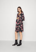 Pieces Maternity PCNYA