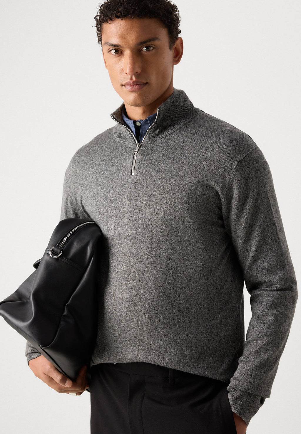ECOVERO HALF ZIP Media 5