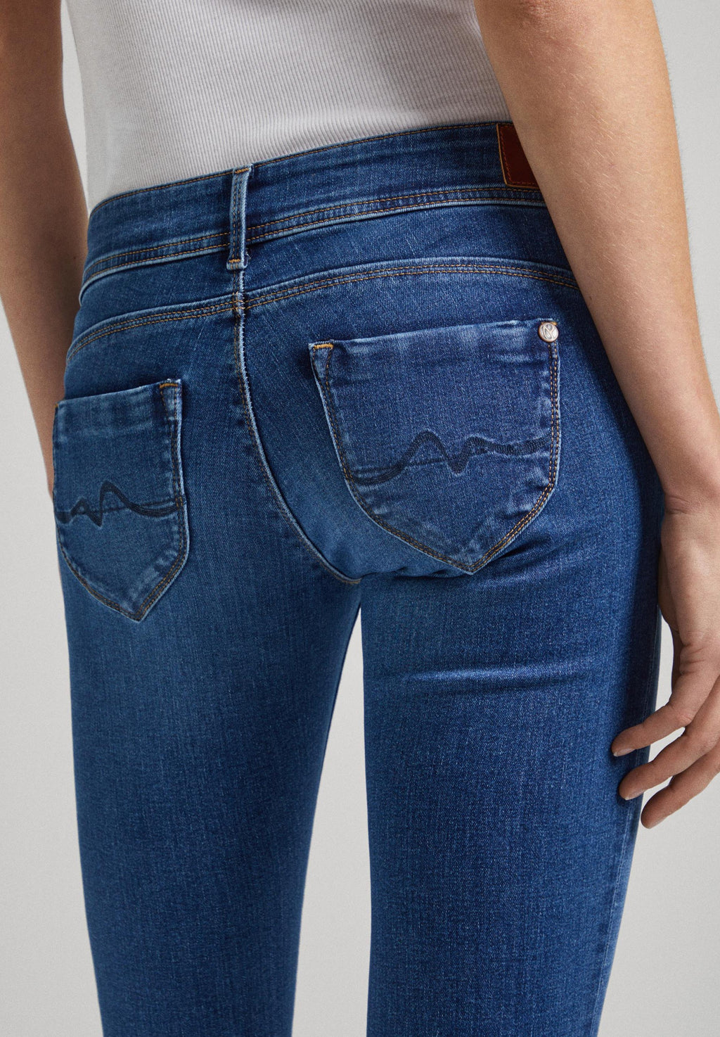 Pepe Jeans SLIM JEANS