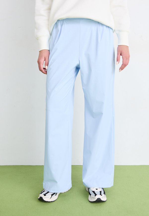 Nike Sportswear PANT  - Tracksuit bottoms - celestine blue