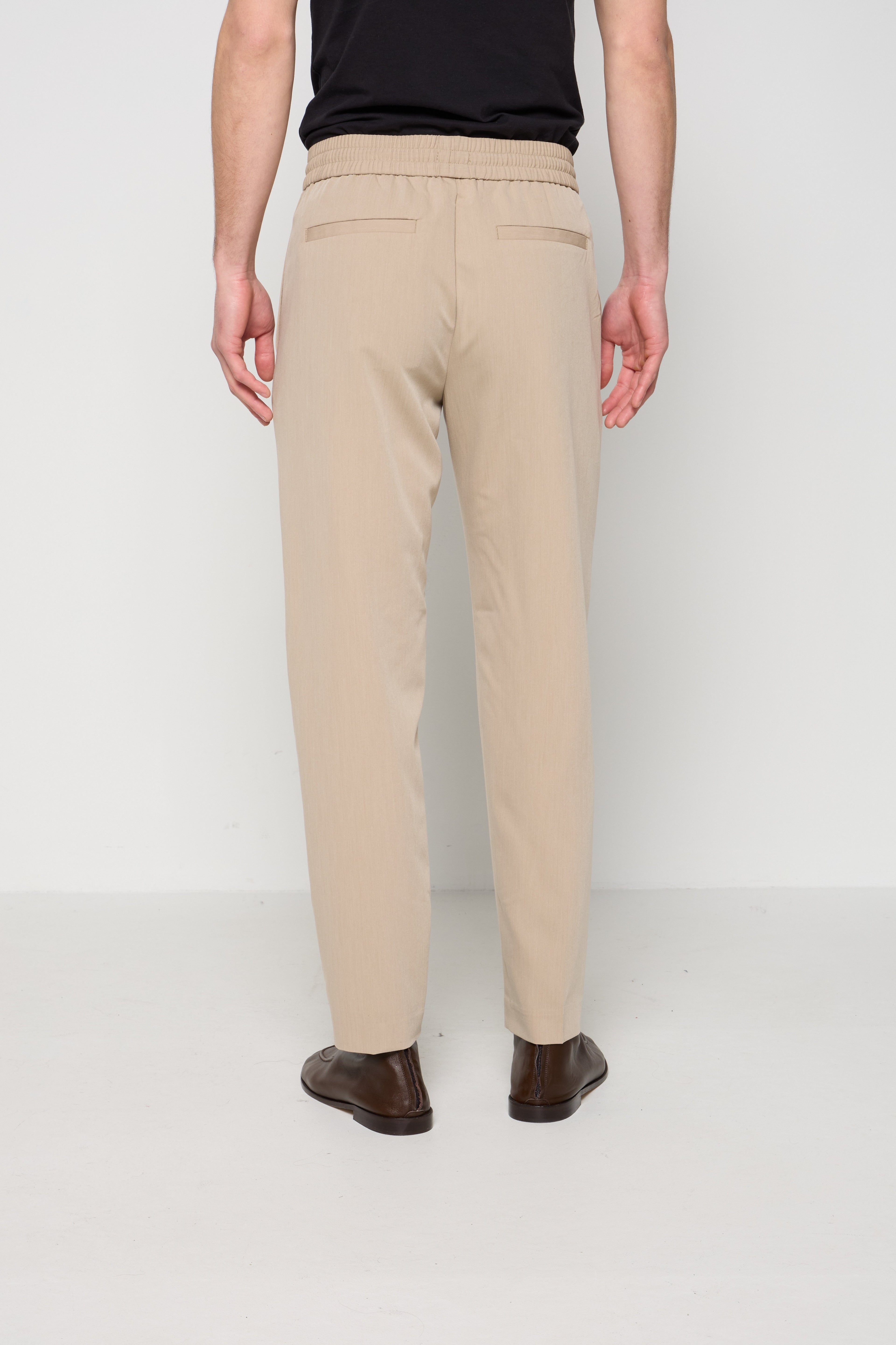 RELAXED FIT Media 3