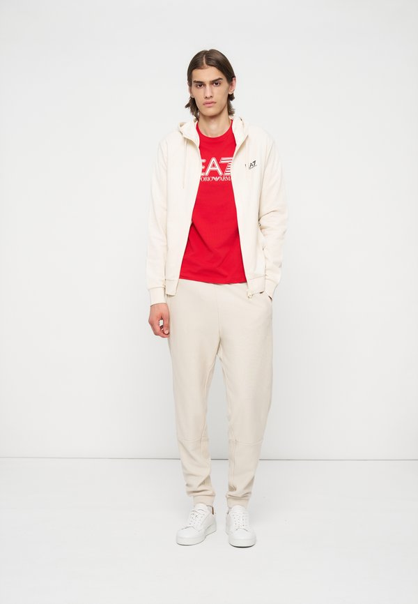 EA7 Emporio Armani