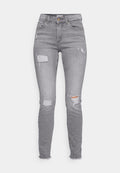 Graue Jeans im Skinny-Fit mit Distressed-Details, versehen mit fransigen Säumen und mehreren Rissen für einen lässigen Look. Metallknopf- und Reißverschlussverschluss.