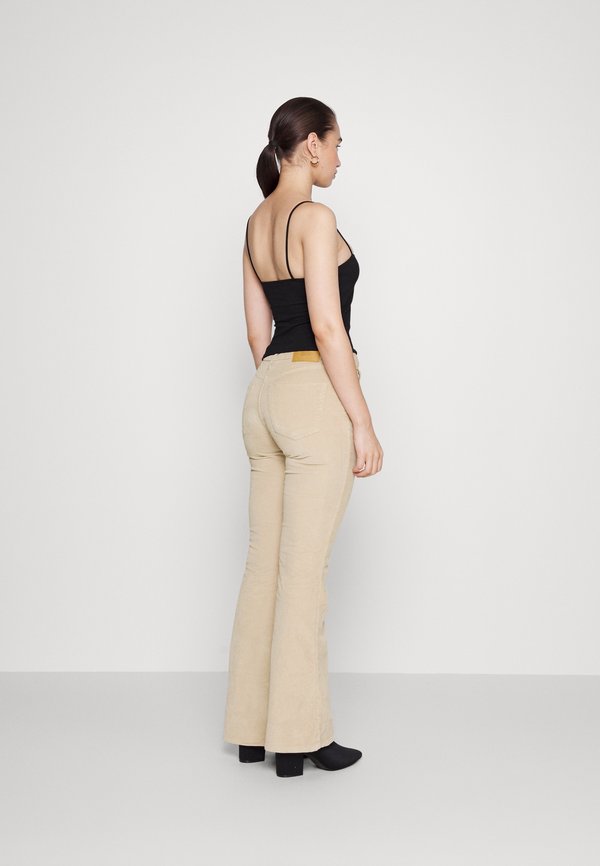 BDG Urban Outfitters