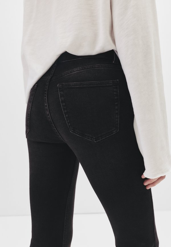PULL&BEAR