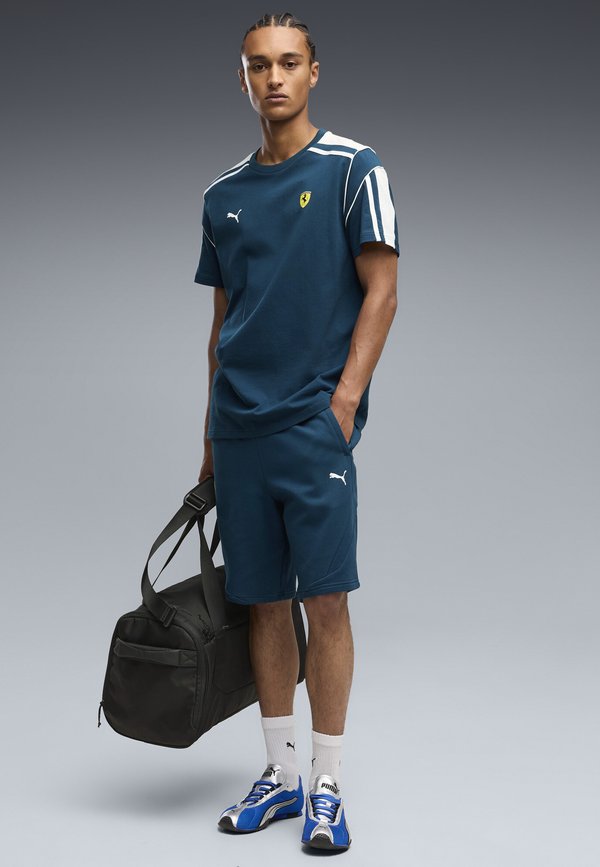 Puma FERRARI MT7 T-SHIRT - Print T-shirt - midnight petrol