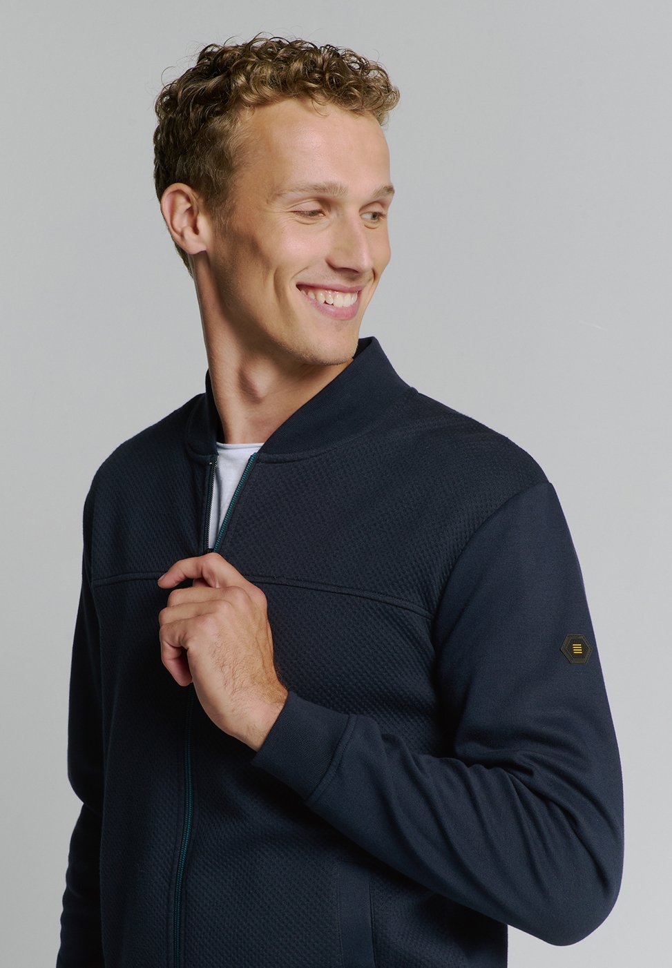 FULL ZIPPER  Media 5