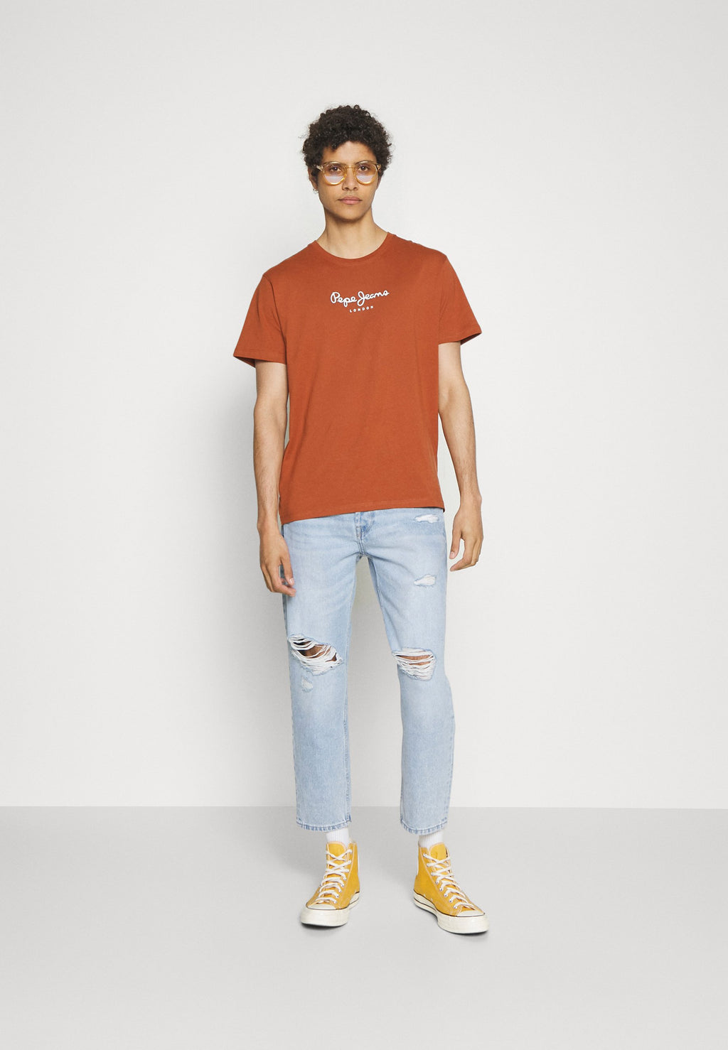 ONSAVI CROP LIGHT BLUE BRAKES Media 2