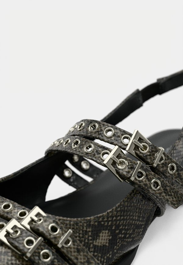 Even&Odd by Zalando