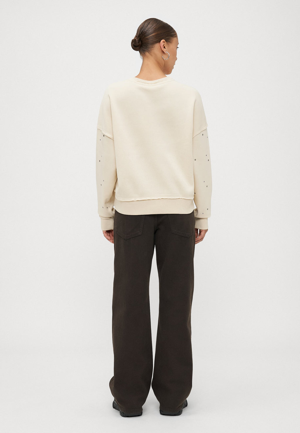 ONLCALLIE O NECK DETAIL Media 4