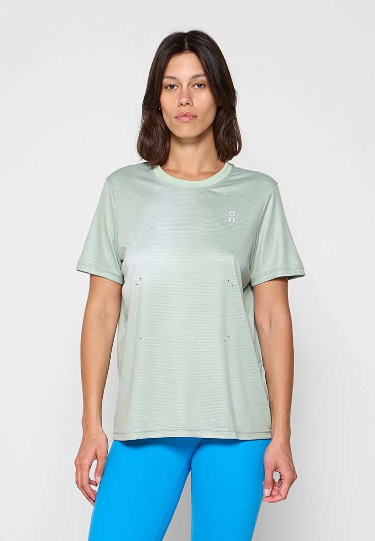 On Sport T-Shirt Media 1