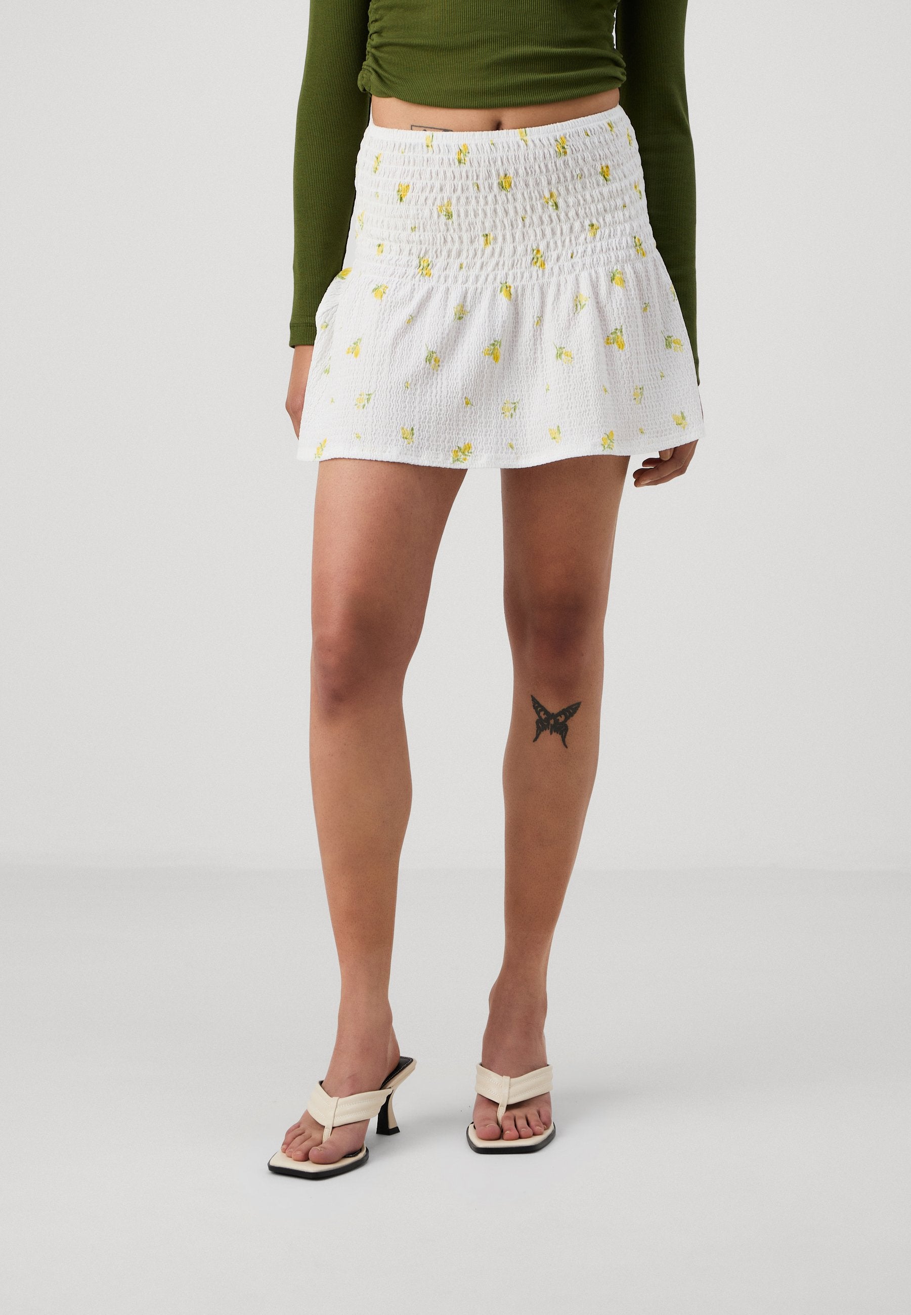 Gina Tricot SHORT SMOCK SKIRT
