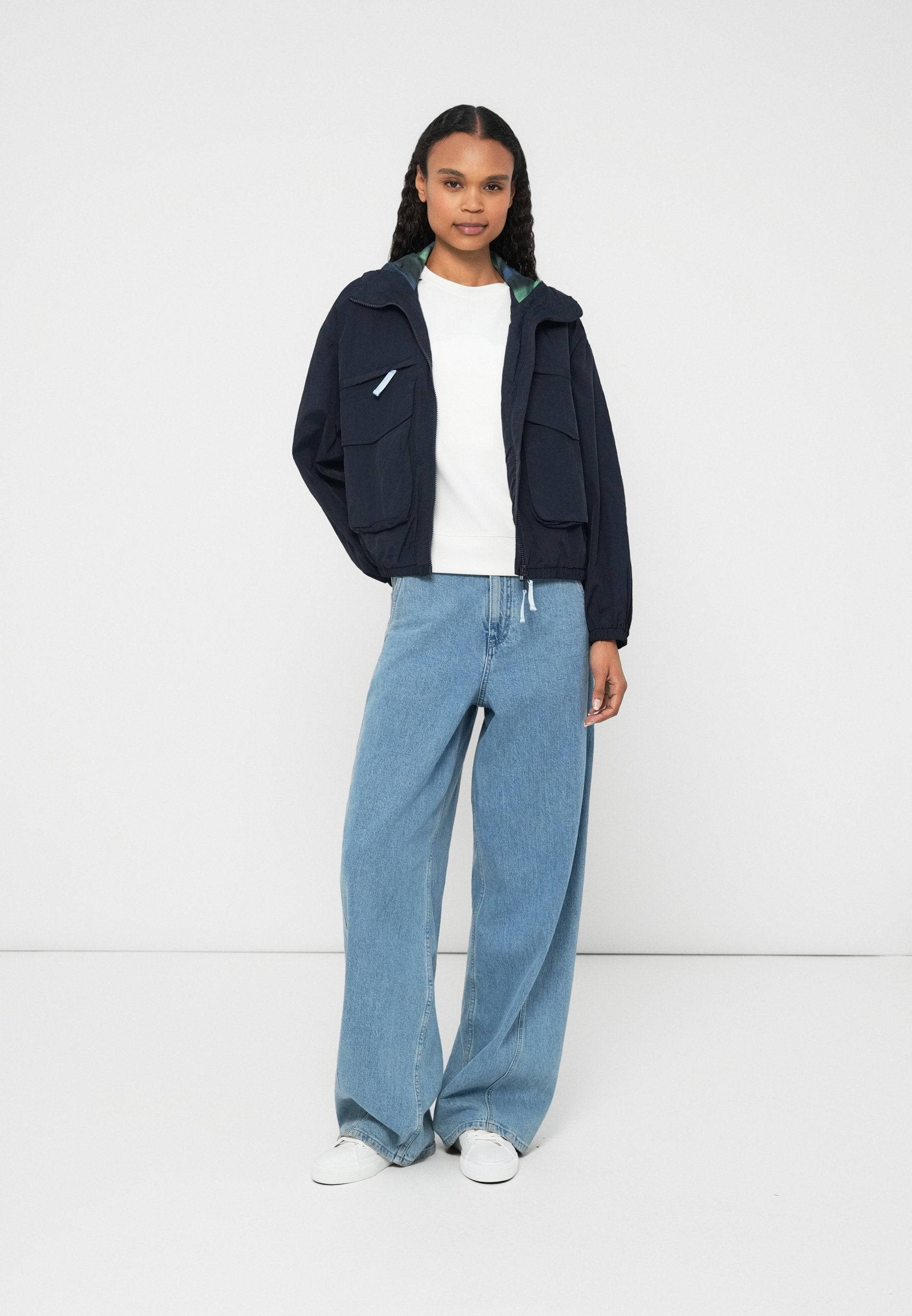 Armani Exchange Übergangsjacke Media 3