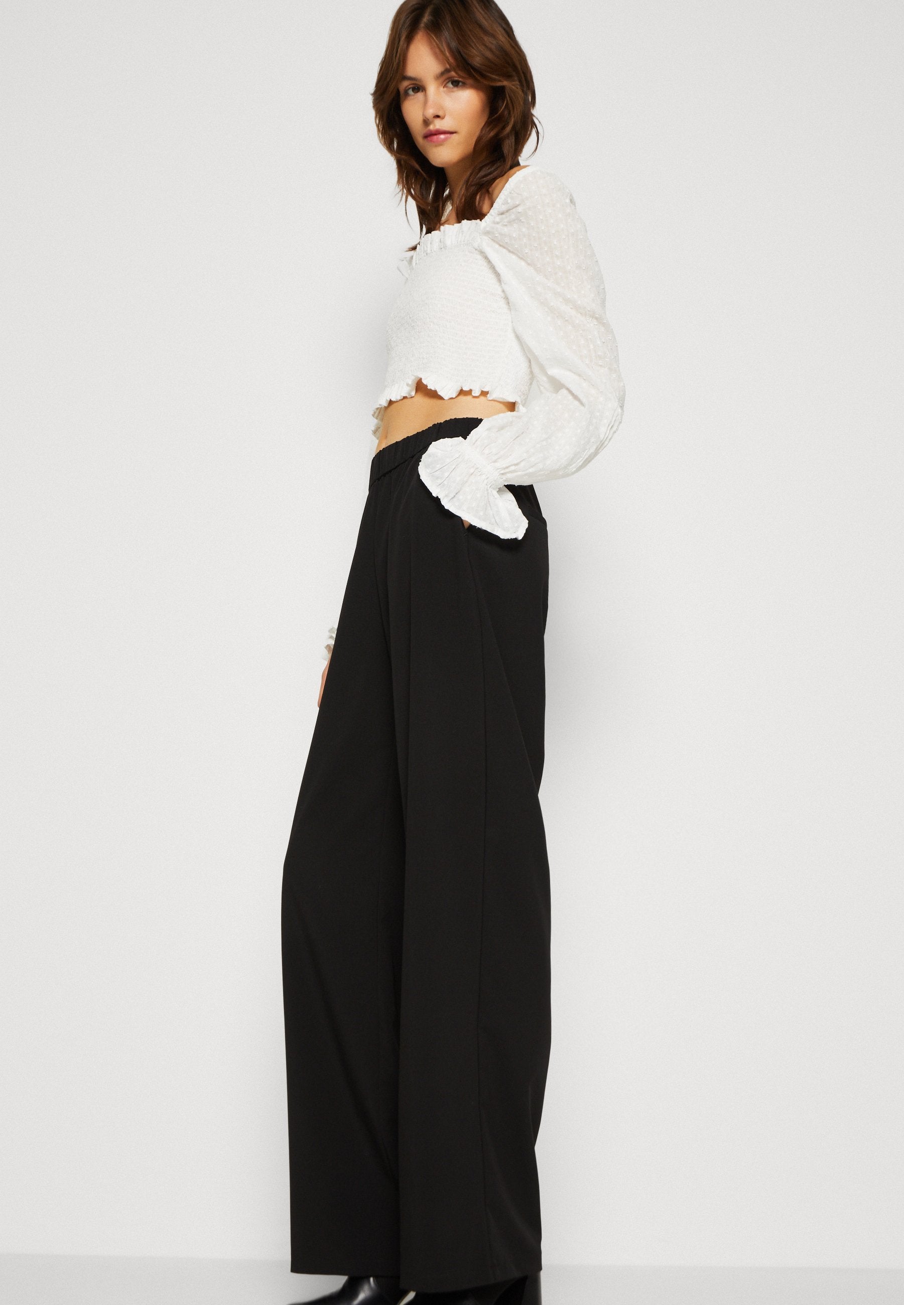 Vero Moda VMZELDA PULL ON WIDE PANT
