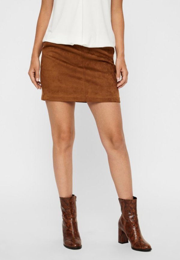 Vero Moda VMDONNADINA SHORT - Mini skirt - cognac