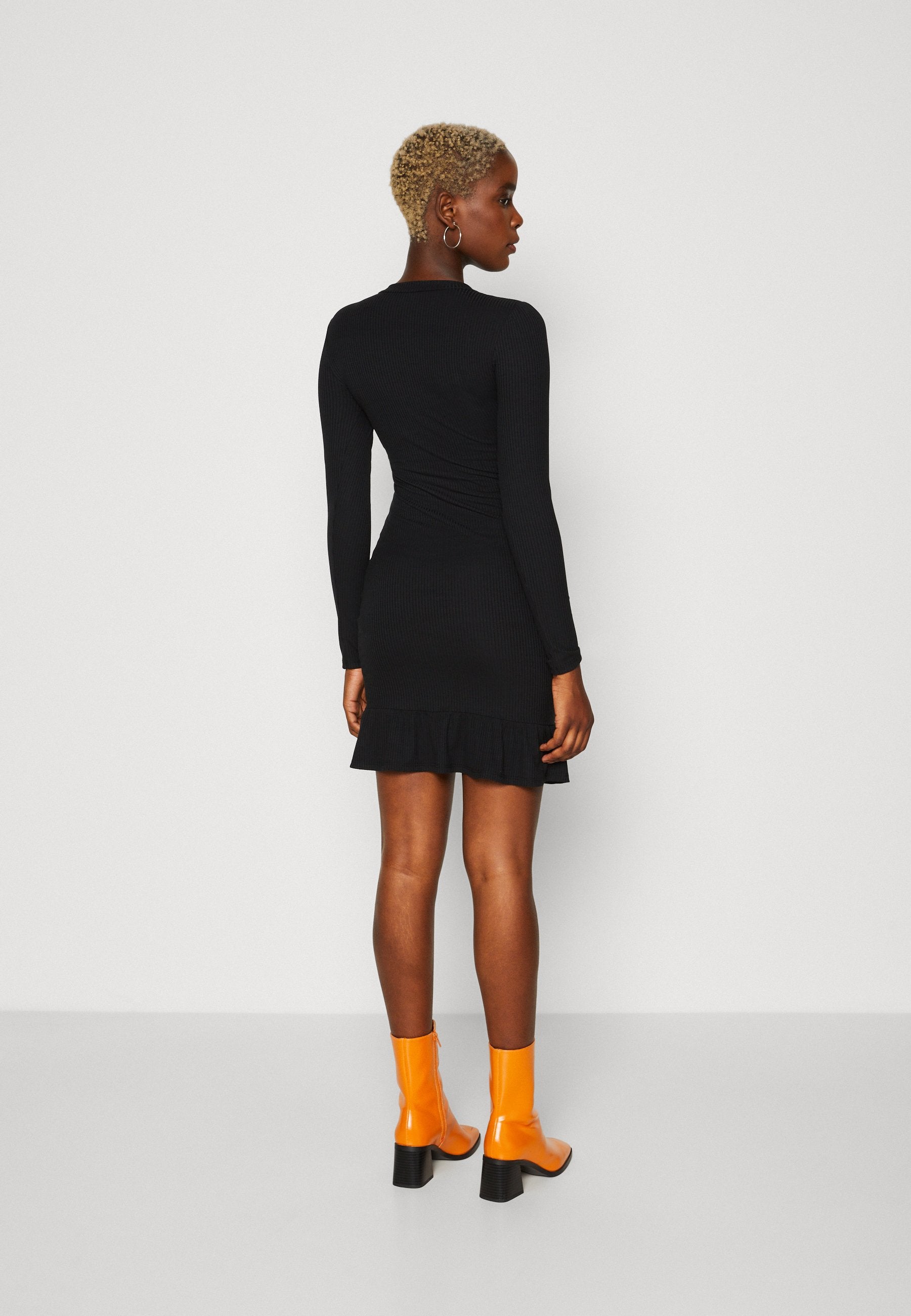 WAL G. JOSEFINA LONG SLEEVE MINI