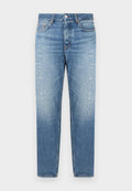 Hellblaue Jeans aus Denim mit geradem Schnitt, mit abgenutzten Stellen auf der Vorderseite und Knopfleiste. Klassisches Fünf-Taschen-Design.