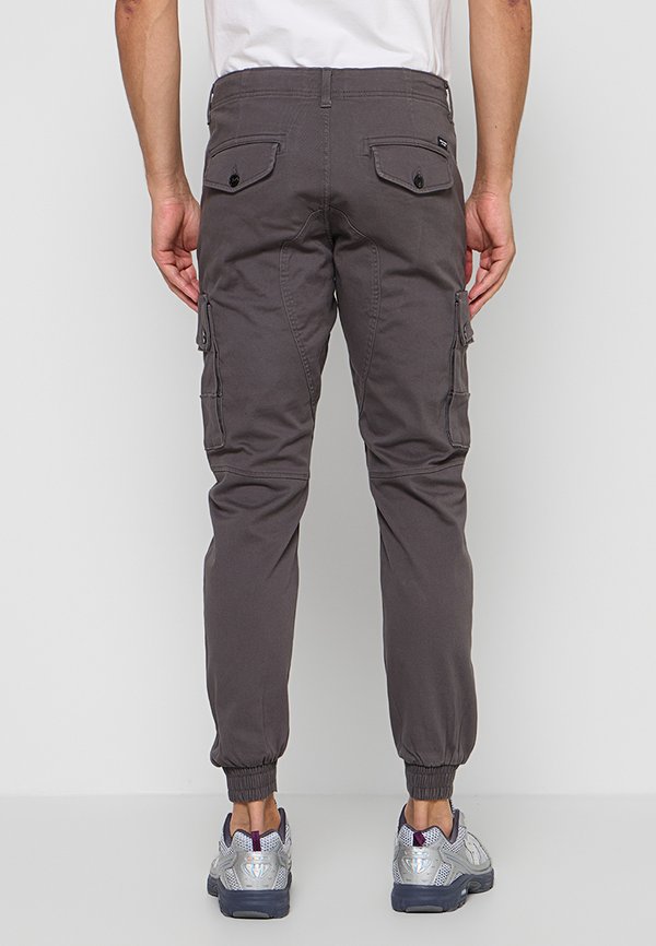 Jack & Jones JWHPAUL WARNER TAPERED FIT