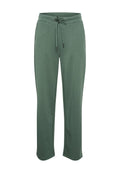 Grüne, lässig geschnittene Hose aus weichem Material, mit einem Bündchen zum Aufziehen und Seitennähten. Glatte Textur, gerade Beine.