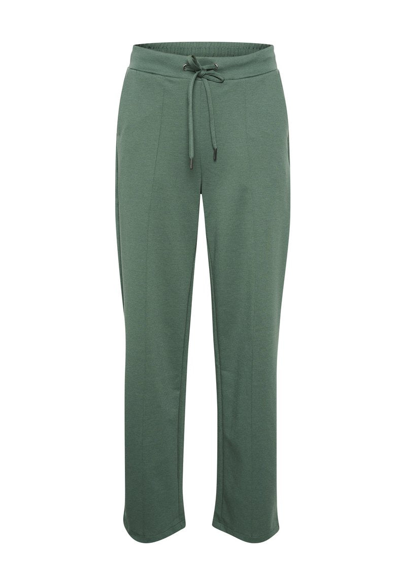 Grüne, lässig geschnittene Hose aus weichem Material, mit einem Bündchen zum Aufziehen und Seitennähten. Glatte Textur, gerade Beine.
