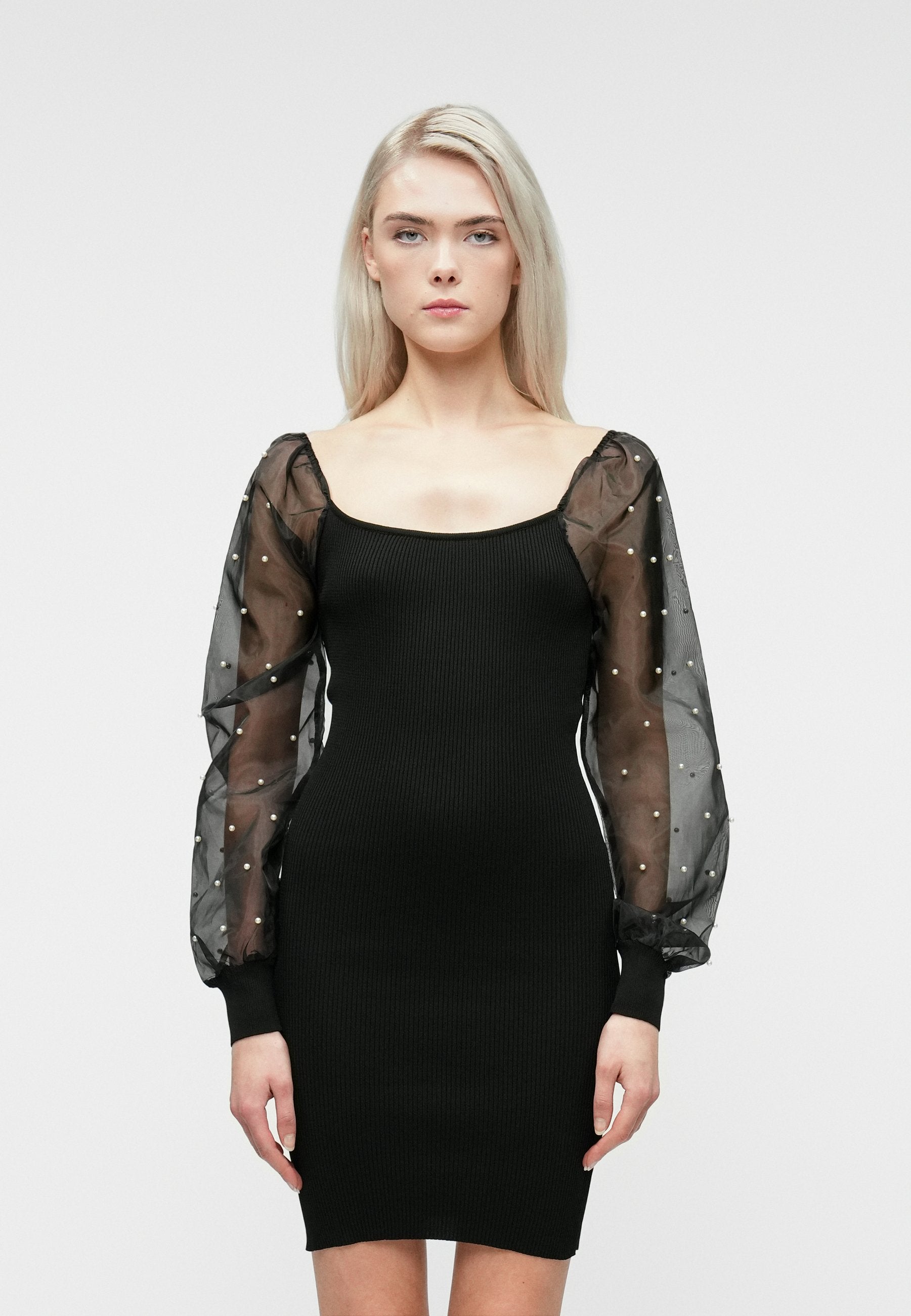 ONLVANESSA PEARL DRESS  Media 3