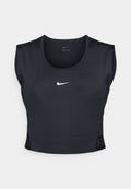 Nike Pro ärmelloses Crop-Top, schwarzer Stoff, enganliegendes Design, runder Ausschnitt, mit weißem Logo auf der Brust, strukturiertes Panel an den Seiten.