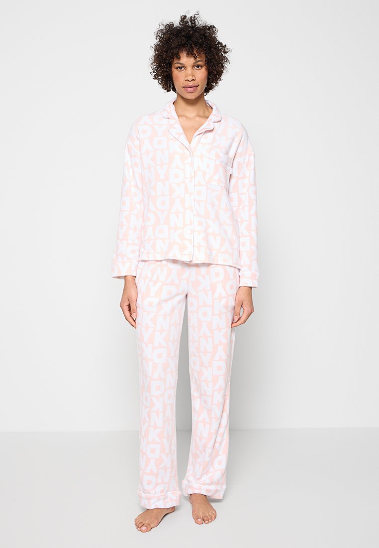 DKNY Loungewear Pyjama Media 1