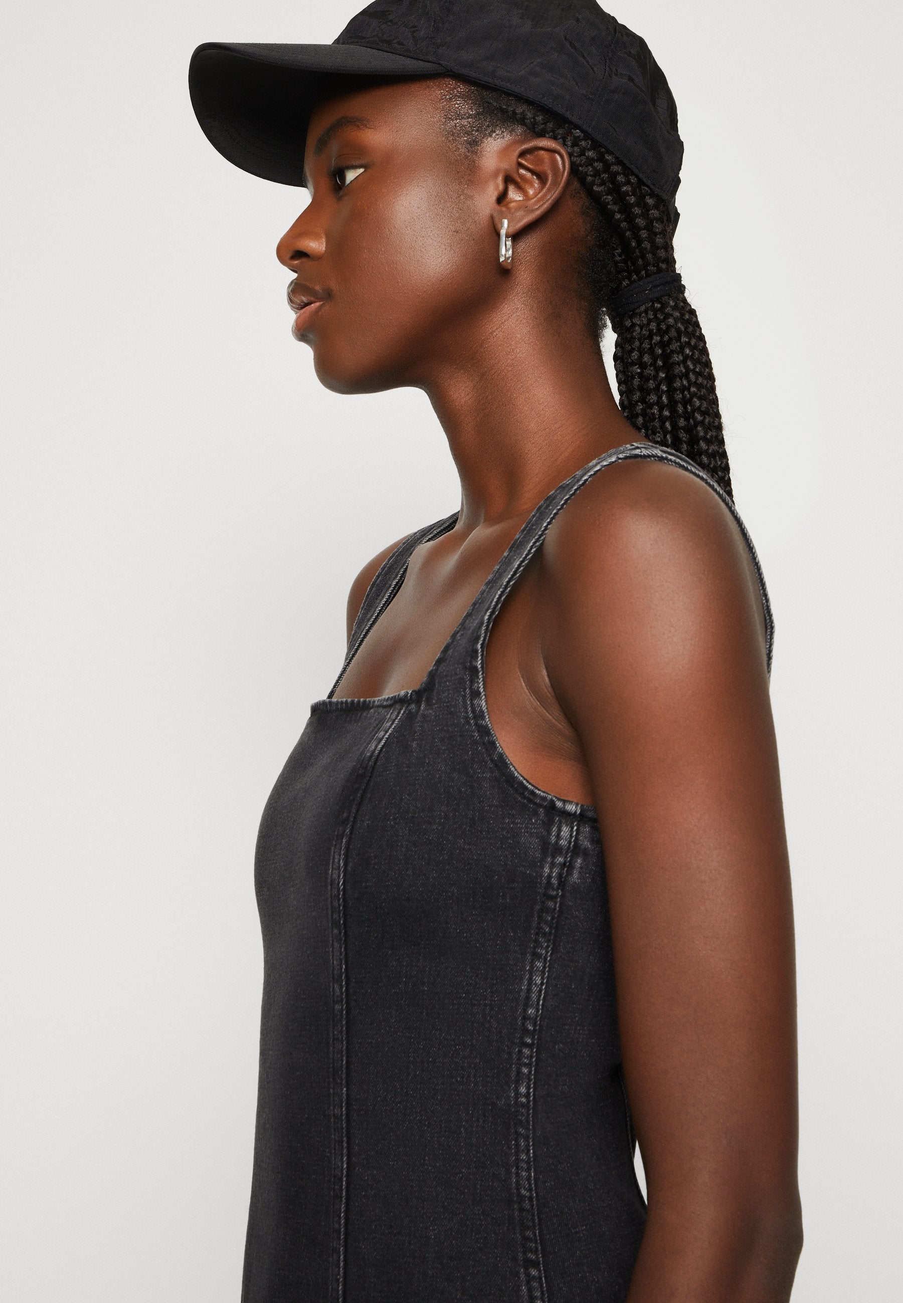 Abercrombie & Fitch MIDI DRESS