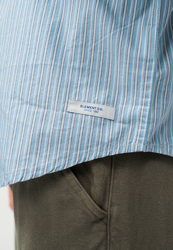 Element BUTTON DOWN REGULAR