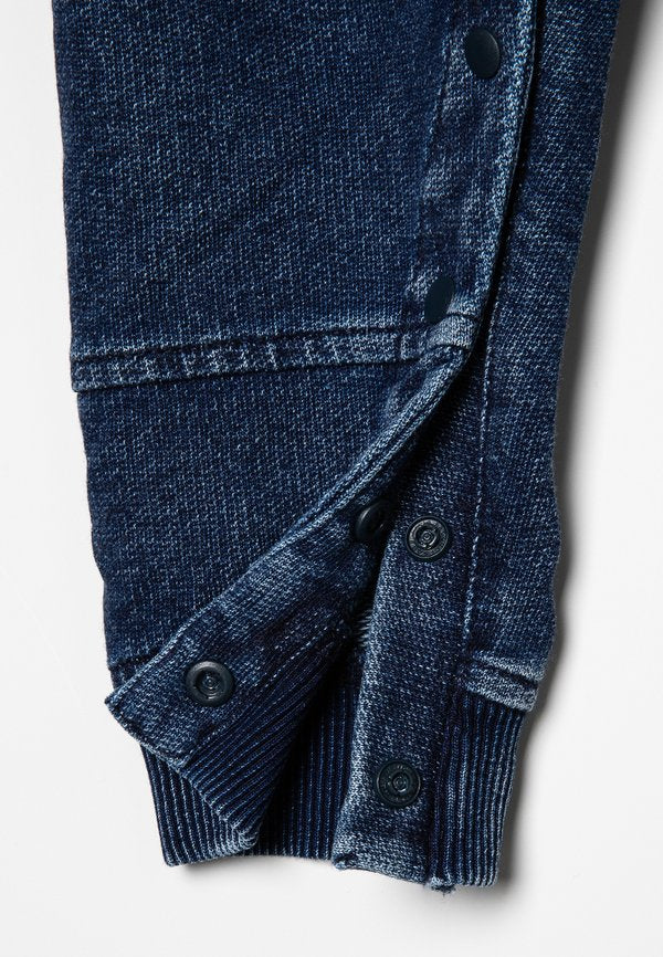 Levi's®
