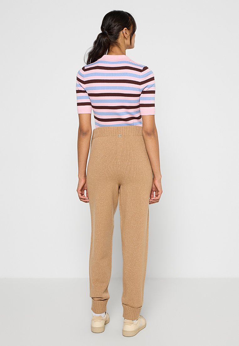 TWINSET
