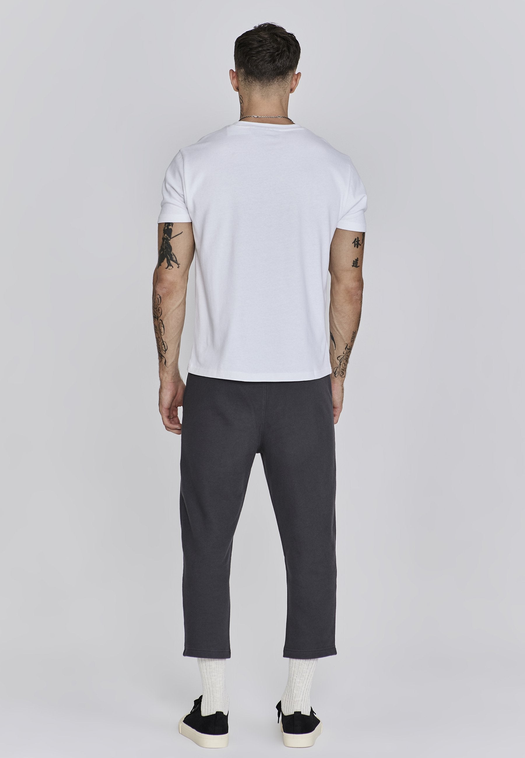 SIKSILK RELAXED FIT
