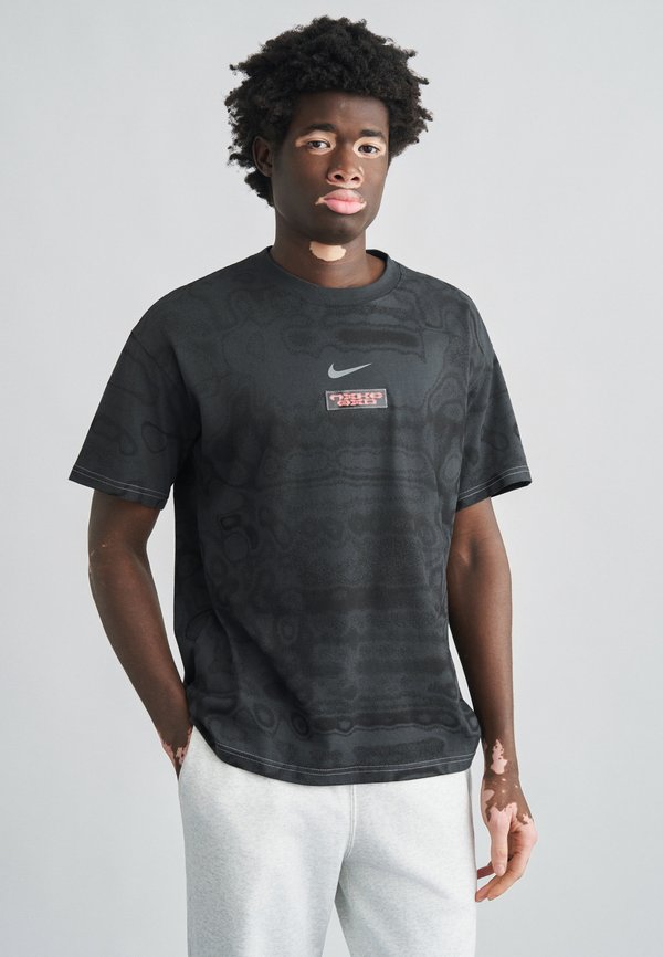 Nike Sportswear TEE DAY - Print T-shirt - smoke grey
