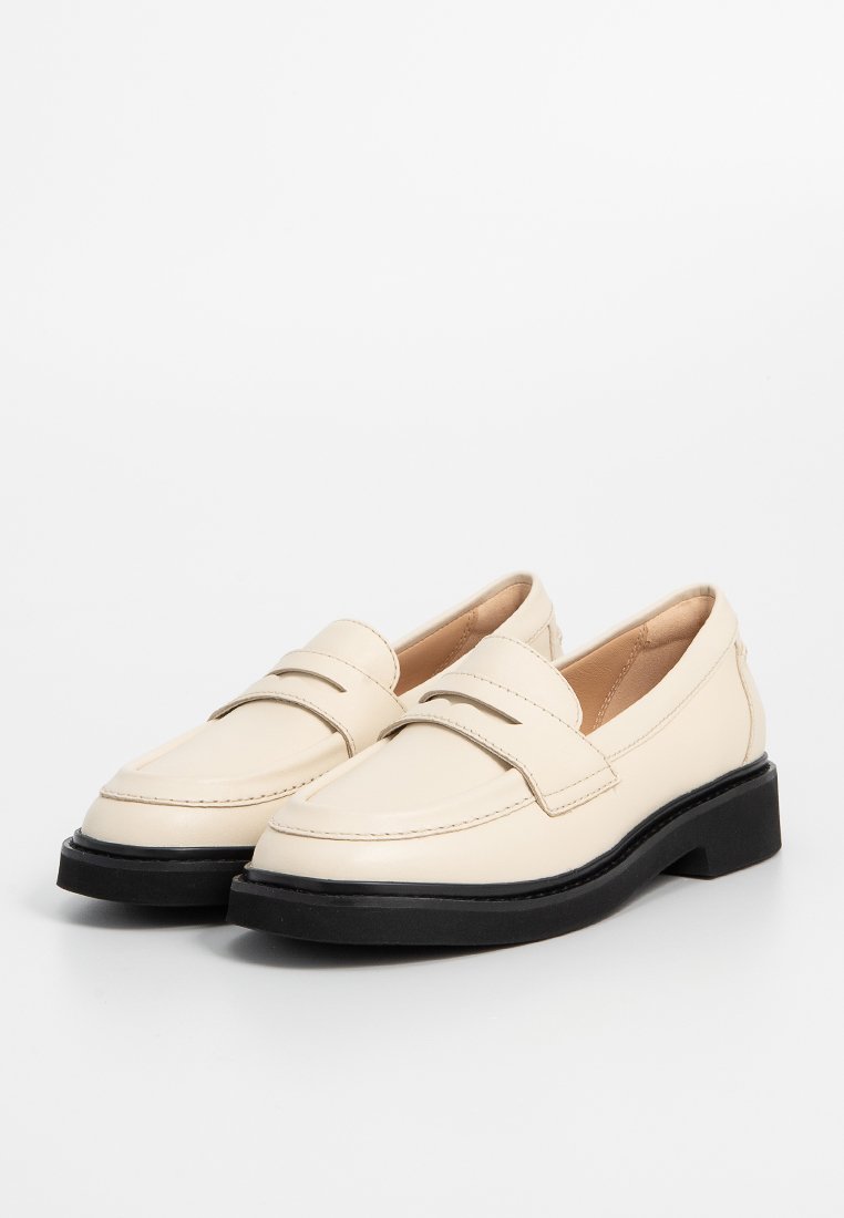 Clarks SPLEND EDGE