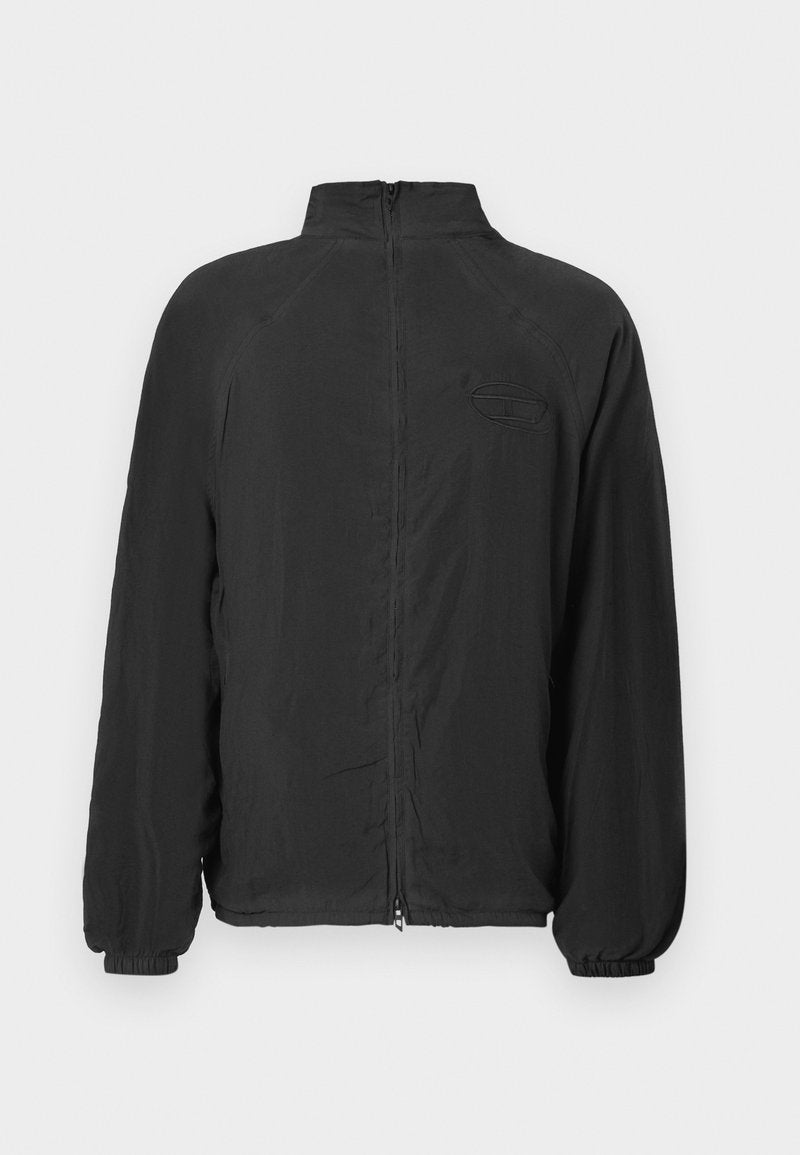 Schwarze Zip-Jacke mit hohem Kragen, gerippten Bündchen und strukturierter Stoffqualität. Verfügt über ein geprägtes Logo auf der Brust. Leichtes Design.